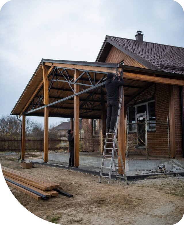 Пристройка навеса к дому и участку в Сарапуле под ключ